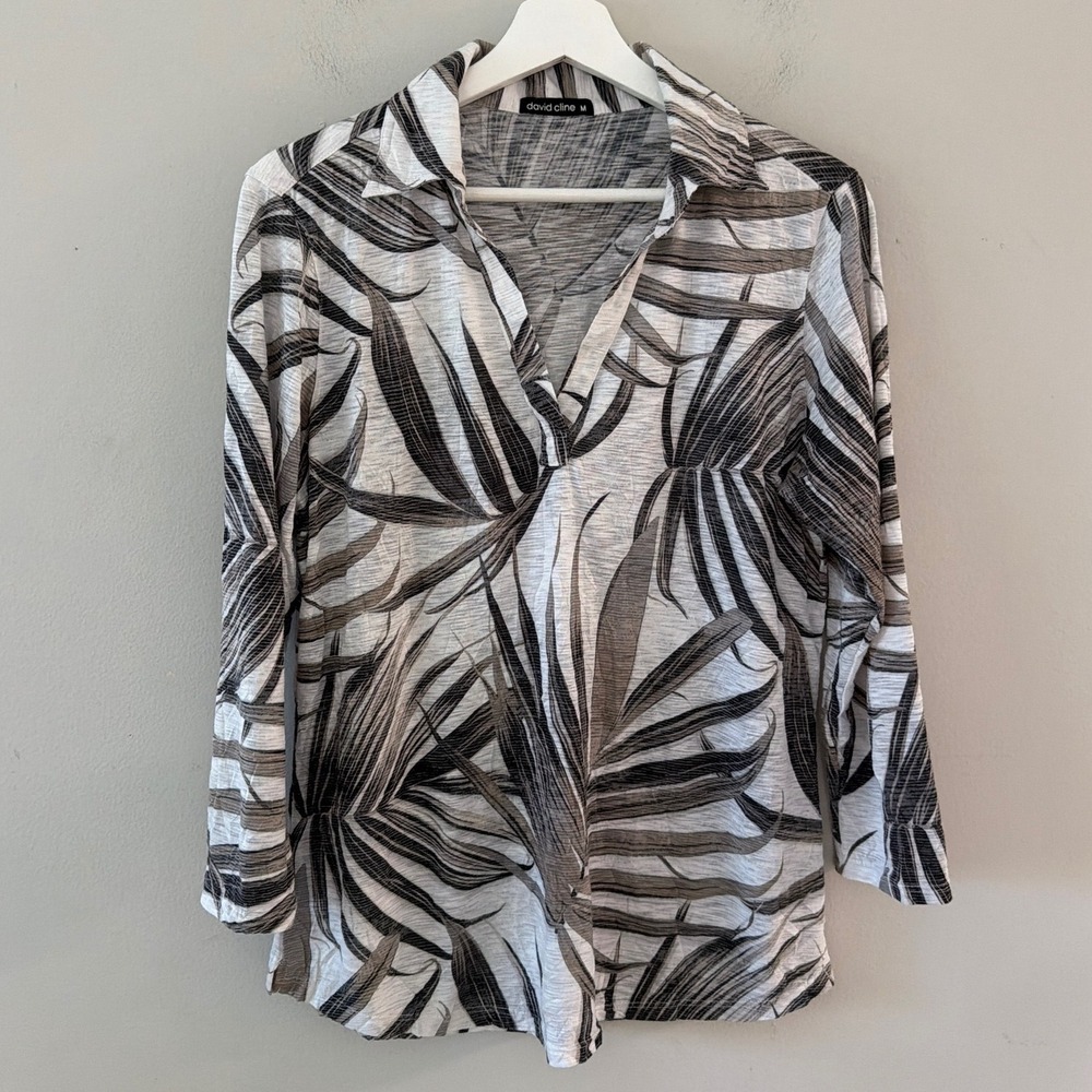 David Cline Womens Palm Leaf Print V-Neck 3/4 Sleeve Top Black Grey White Size M